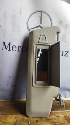 Б/В Козирок сонцезахисний правий Mercedes E220 W212 A212810361 A212810361 фото