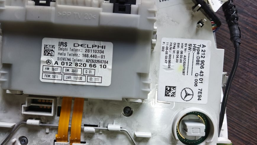 Плафон салону передній Mercedes E220 W212 A2129064301 A2129064301 фото